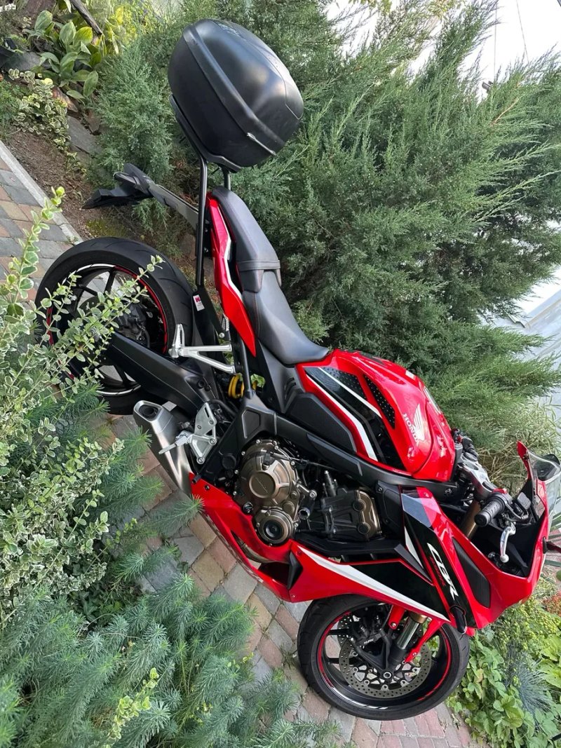 Honda CBR650 R 2022 з Японії — фото 4