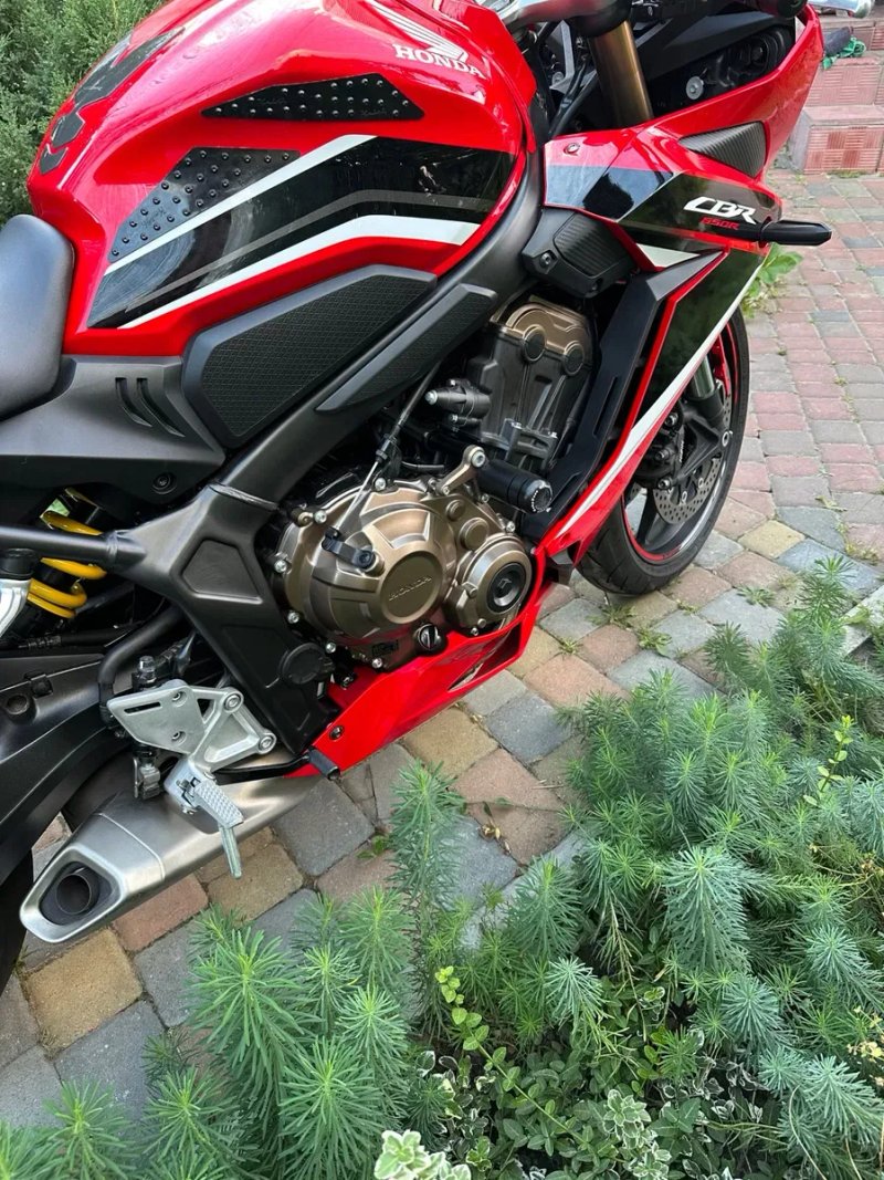 Honda CBR650 R 2022 з Японії — фото 7
