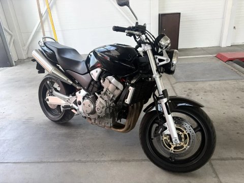 Honda Hornet 900