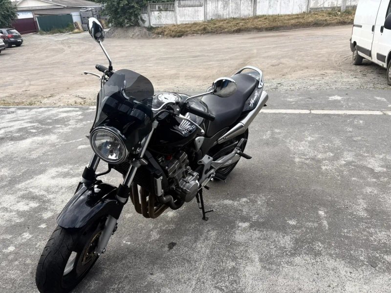 Honda Hornet 900 — фото 4