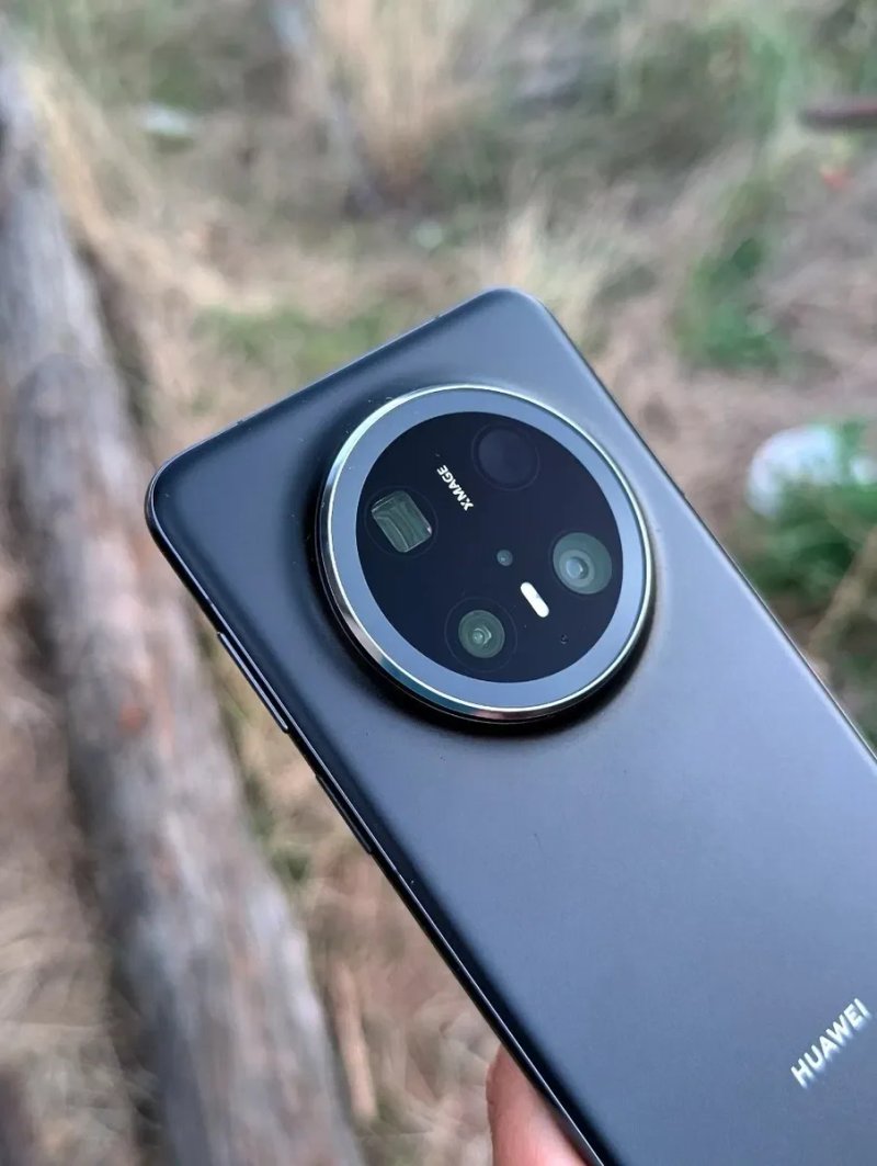 Huawei mate 70 pro (16/512 Harmony os Play market почувствовай новый софт Harmony) — фото 2