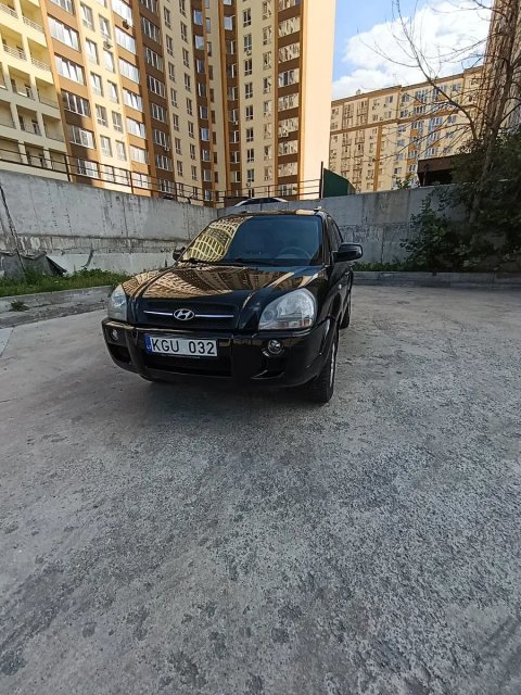 Hyundai Tucson 2,0дизель.