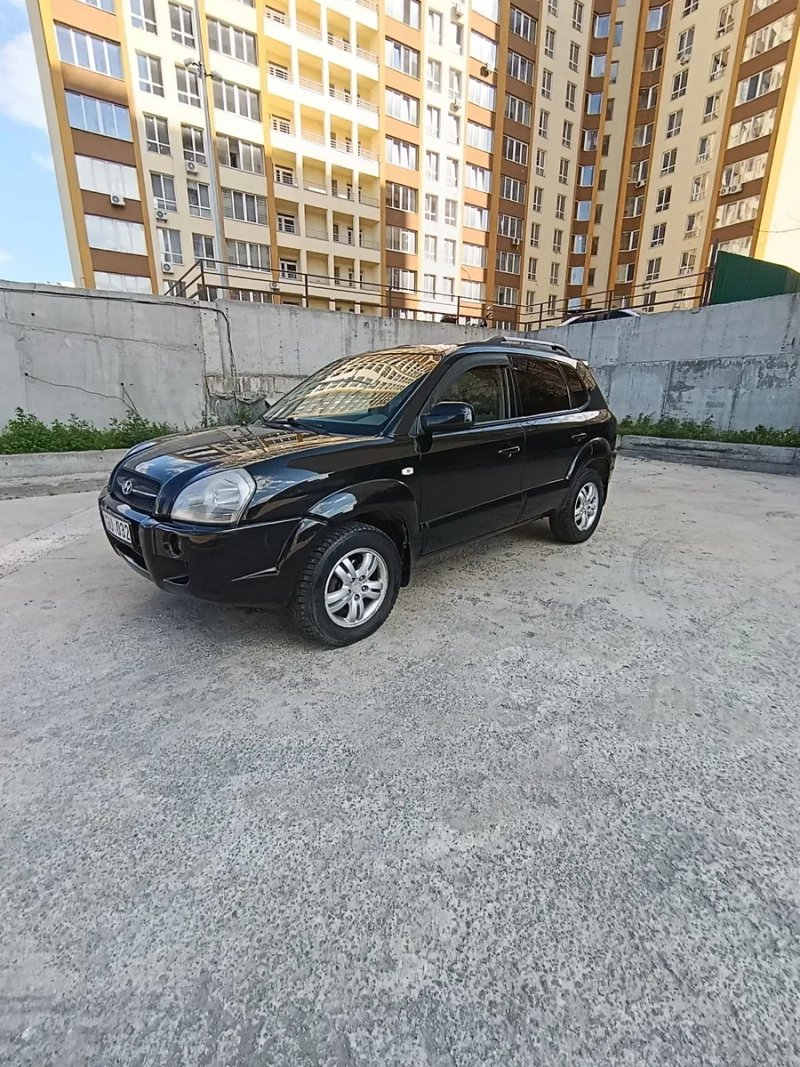 Hyundai Tucson 2,0дизель. — фото 2