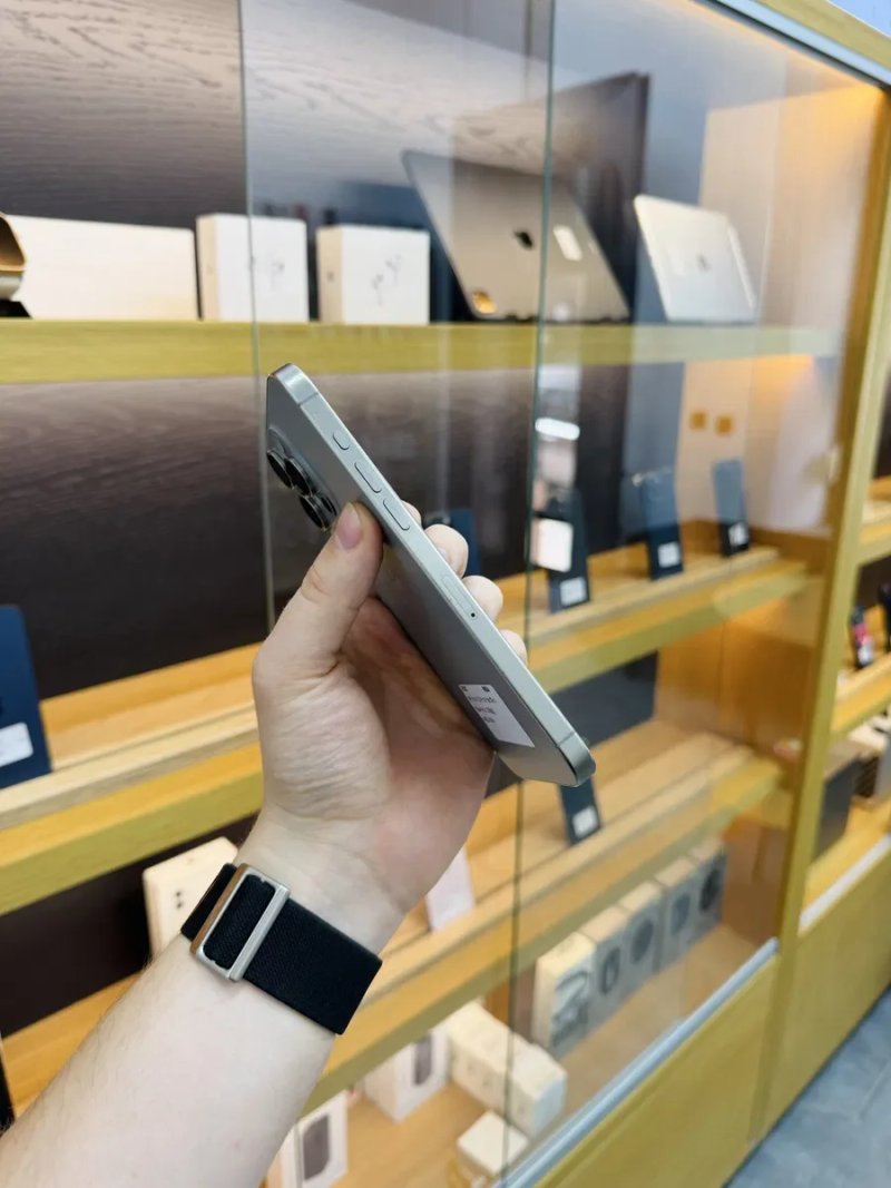 Ідеал! iPhone 15 Pro Max 256gb • Гарантія • Магазин • Айфон 15 Про Макс 256гб — фото 3