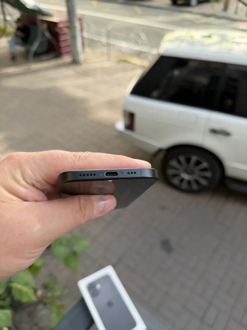Ідеальний iPhone 16 128Gb Black (версія з сімкою) — фото 6