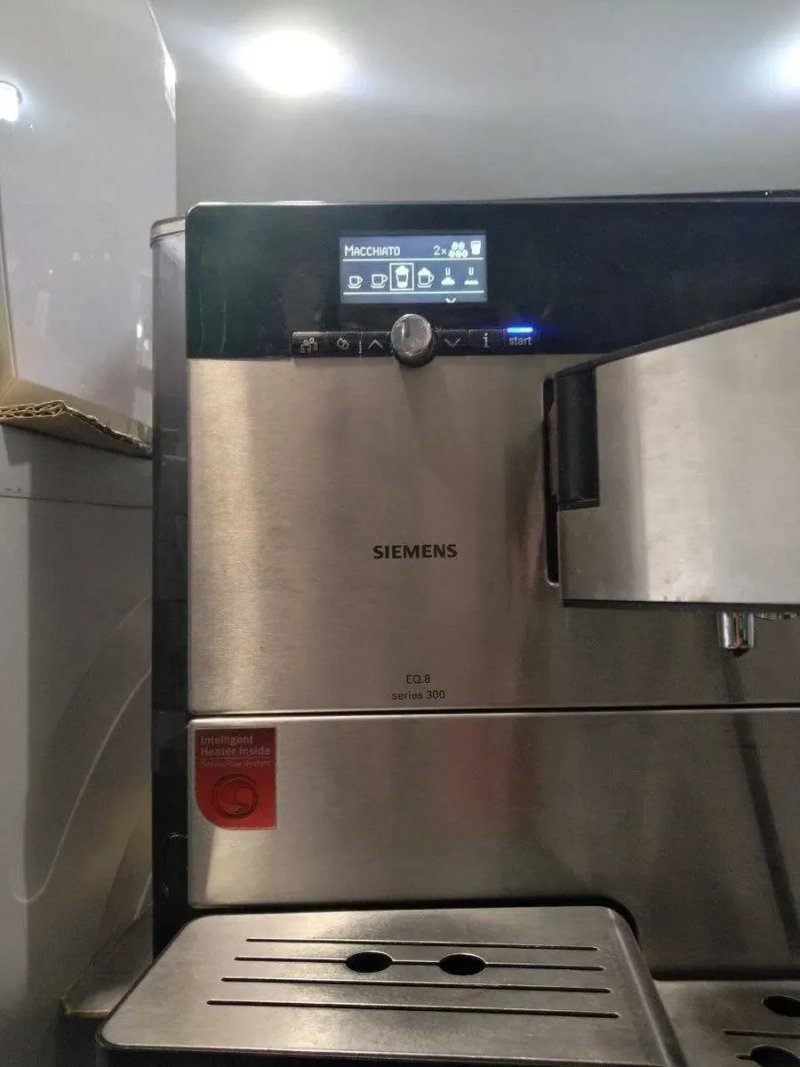Ідеальний стан Кавомашина Siemens EQ.8 series 300, Німеччина, повне ТО — фото 7