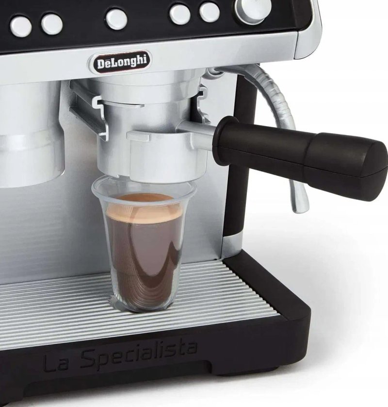 Іграшкова кавоварка Delonghi Casdon 77052 Еспресо-машинка для дітей — фото 6