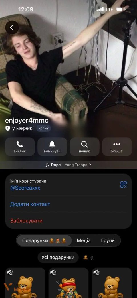 Іграшкова машинка