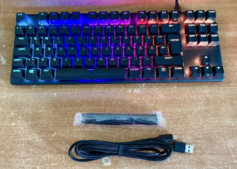 Ігрова клавіатура HyperX Alloy Origins Core AG003 / Механічна / HyperX Red Switch / RGB підсвітка — фото 3