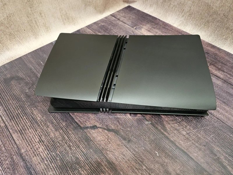 Ігрова консоль Sony PlayStation 5 Pro 2Tb в чорному кольорі з гарантією — фото 2