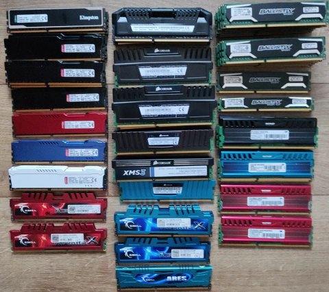 Ігрова оперативна пам'ять у радіаторах DDR3/4 2/4/8/16гб 1333-3200MHz