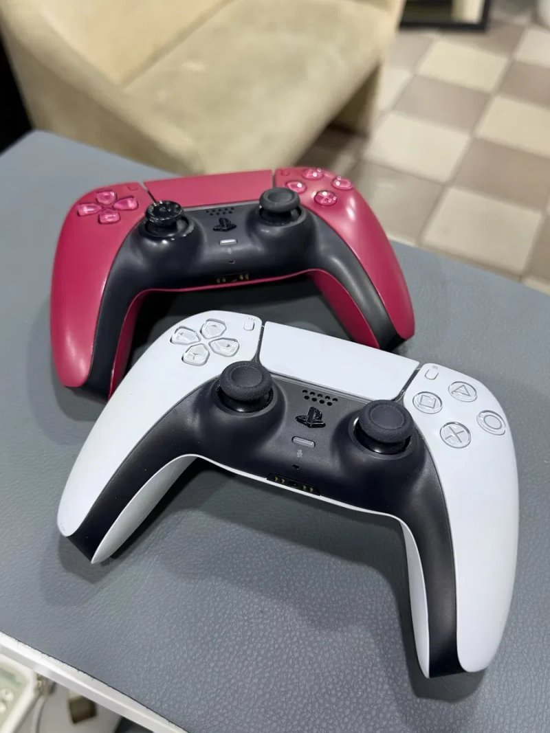 Игровая Консоль Sony PlayStation 5 Pro, Digital, 2TB, White, 2 Джойстика — фото 3