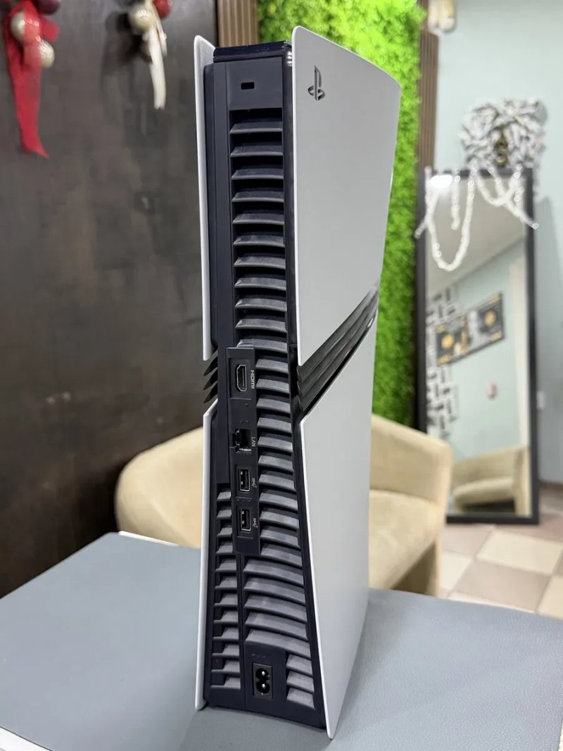 Игровая Консоль Sony PlayStation 5 Pro, Digital, 2TB, White, 2 Джойстика — фото 5