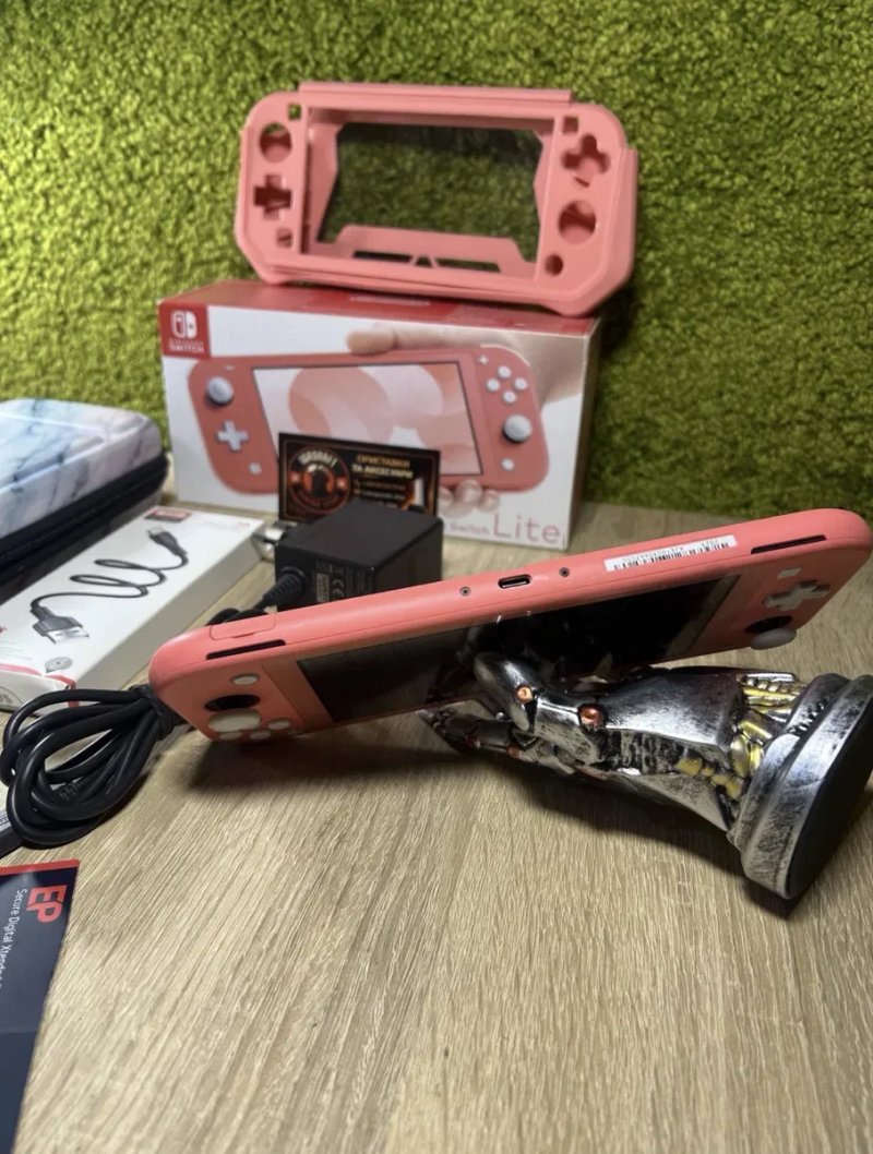 Игровая приставка Nintendo Switch Lite Coral Особая ревизия  + карта памяти 256 ГБ ( Полный комплект ) + Гарантия — фото 3
