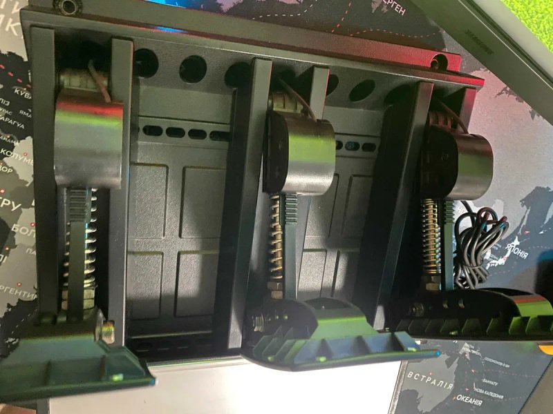 Ігрові педалі | Fanatec CSR Pedals — фото 4