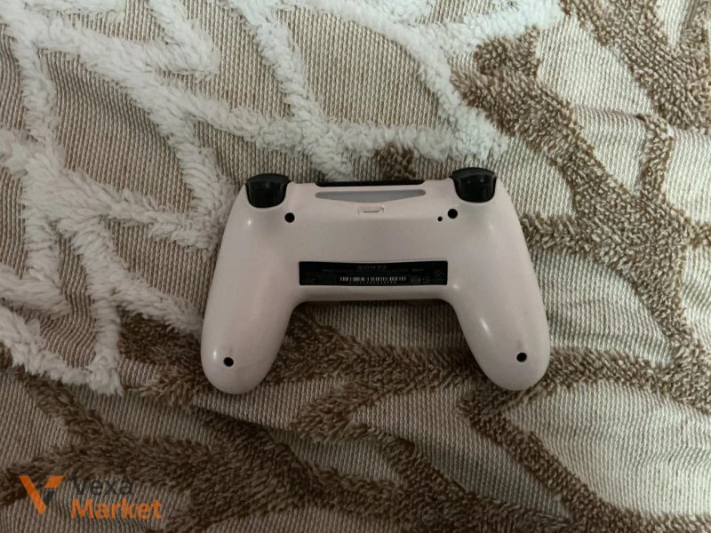 Ігровий джойстик Sony DualShock 4 для PS4 рожевий — фото 3