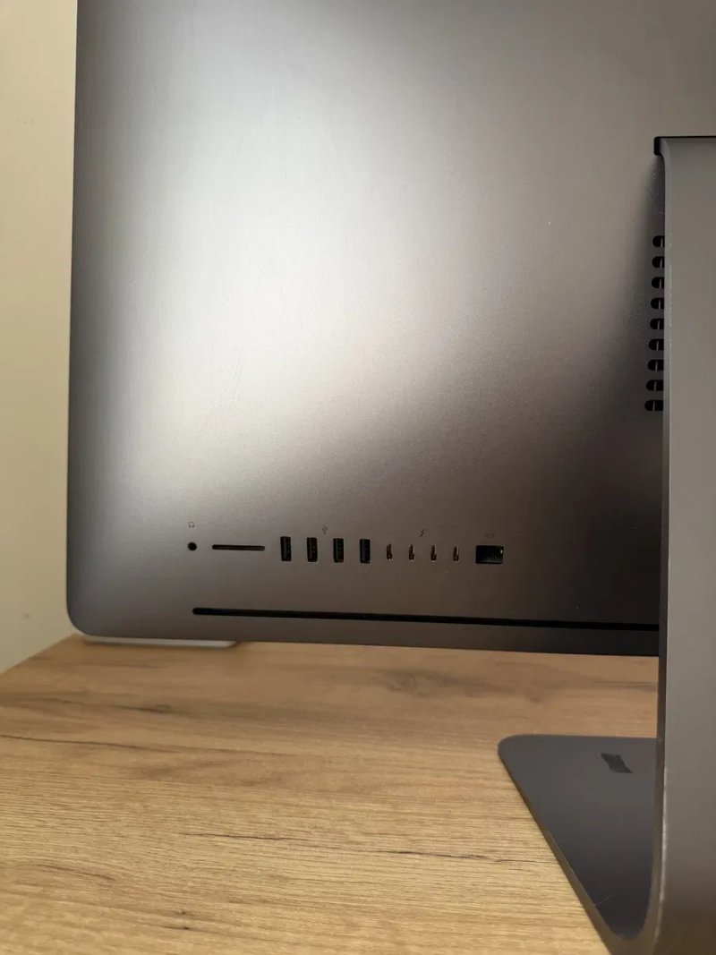 iMac PRO 27’ 5K Xeon 2140 64GB RAM 1TB SSD Vega 56 8GB — фото 7