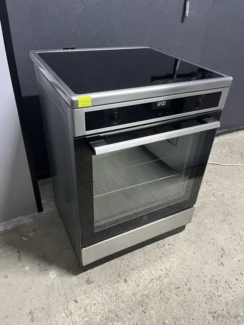 Індукційна плита Electrolux — фото 3