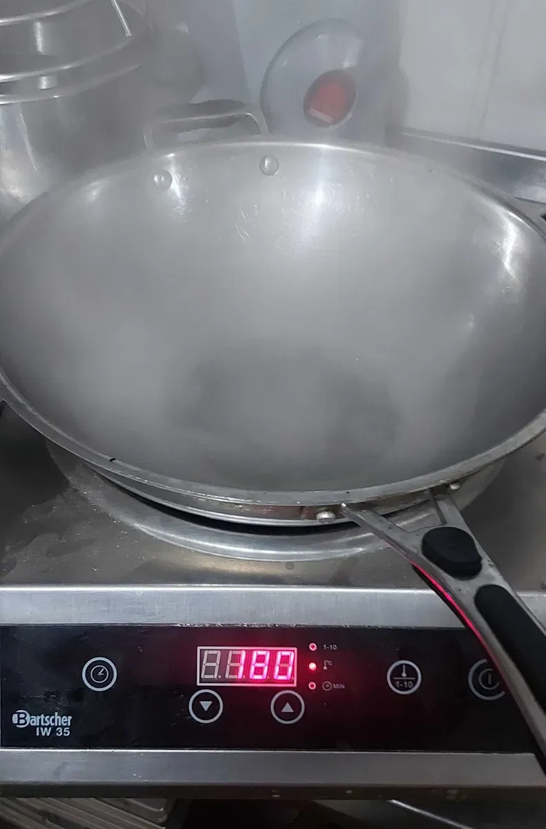 Індукційна плита настільна Bartscher WOK IW35. индукционная плита — фото 4