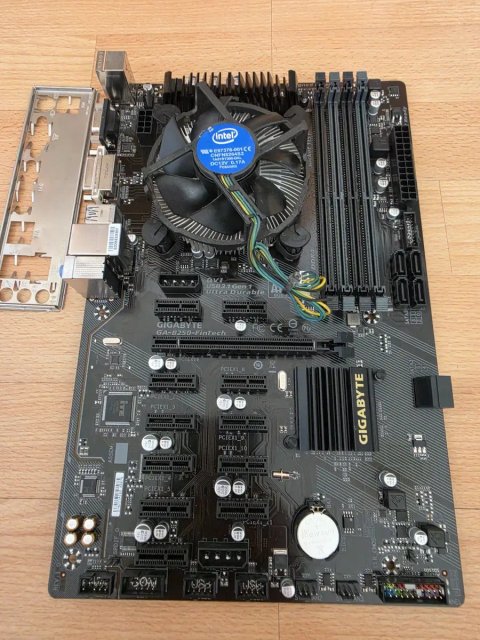 intel i7-7700 4.2Ghz/Материнка/охлад Мощний комплект 8потоків для ПК