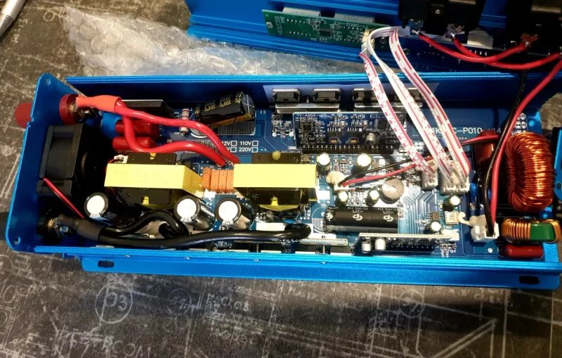 Інвертор FOVAL  перетворювач  инвектор 12/220V,3000w  чистый синус. — фото 2
