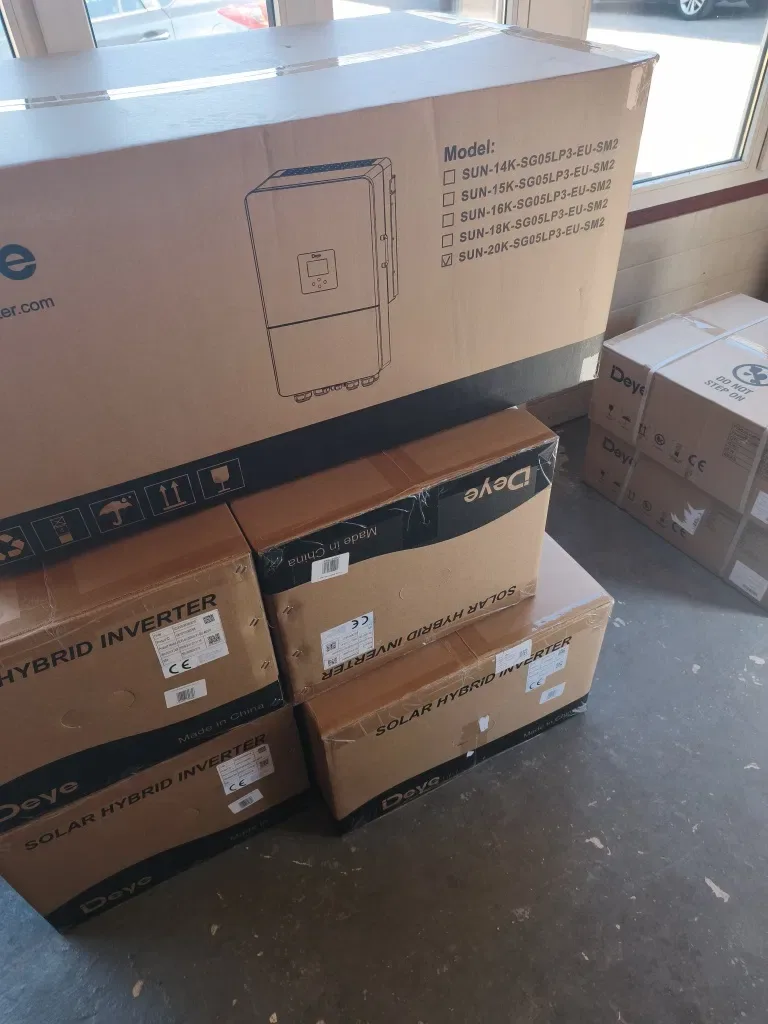 інвертор  гібридний дея 20kW Deye SUN-20K-SG05LP3-EU низьковольтний в наявності в ніжині також є інших моделі та акумулятори і сонячні панелі до нього — фото 2