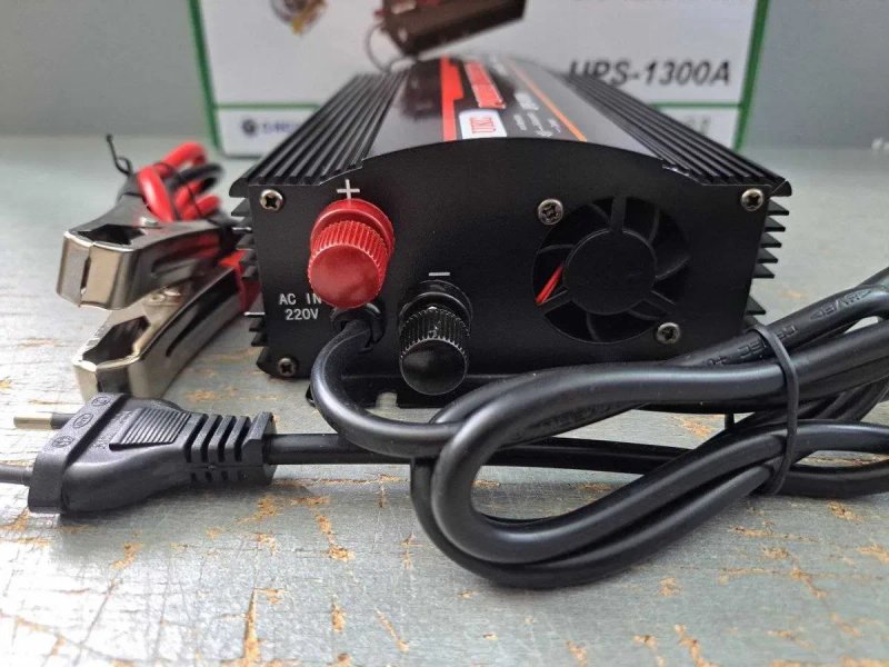 Преобразователь + зарядка 15А 12-220V 1300W Инвертор ИБП ДБЖ для котла — фото 5