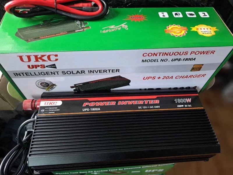 Инвертор с зарядкой 1800W 20А Преобразователь 12V в 220V Інвертор ДБЖ — фото 3