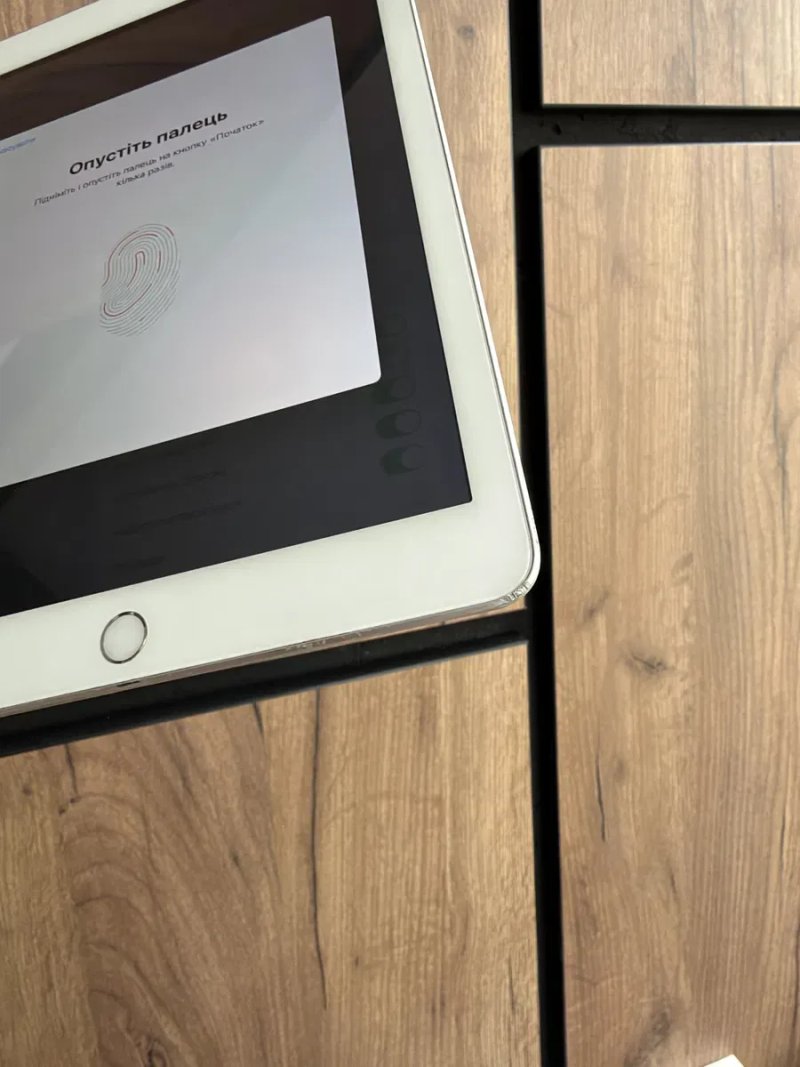 iPad 5 2017 128gb Wi-Fi — фото 4