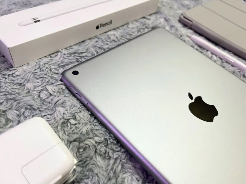 IPad 6 (128 gb) wi-fi, отличное состояние! A1893 — фото 4