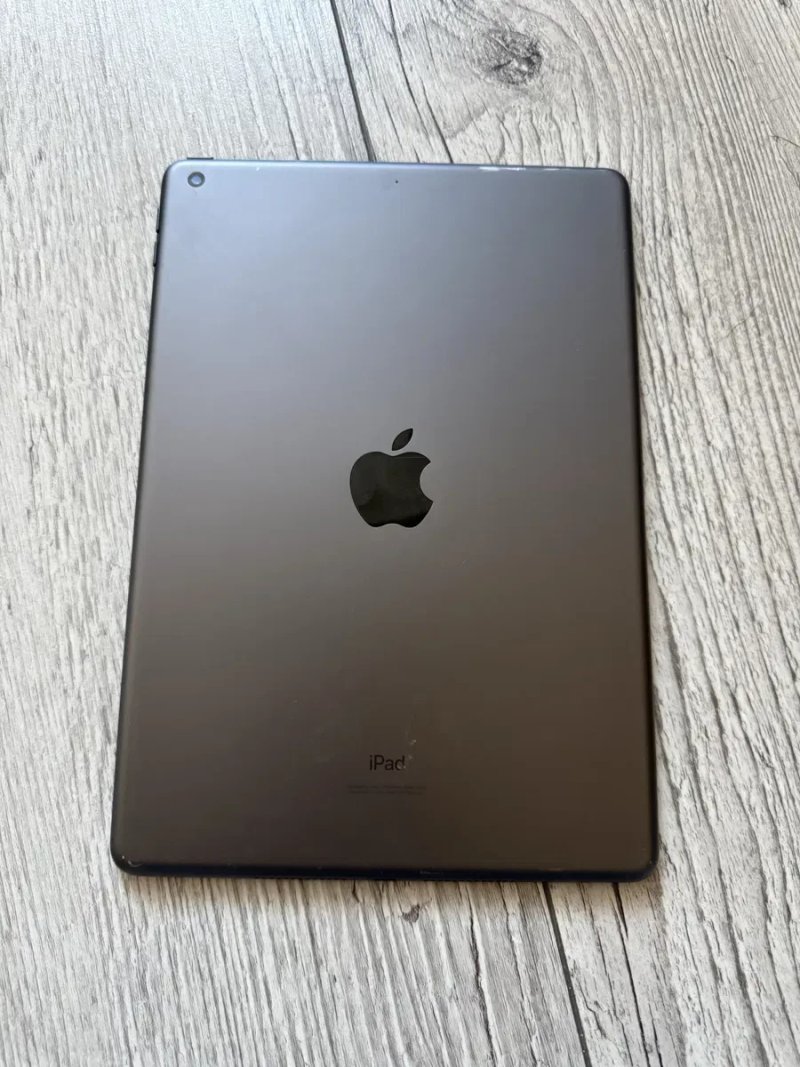 IPad 8th 10.2 2020 Space Grey 32Gb WiFi — фото 3