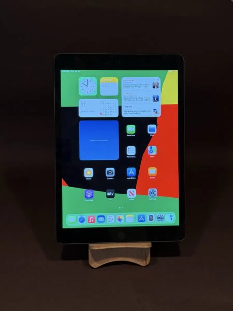 iPad 9 gen 64 gb 2021 рік 10.2 Space Gray з гарантією для малювання. навчання, дитині ідеальний варіант