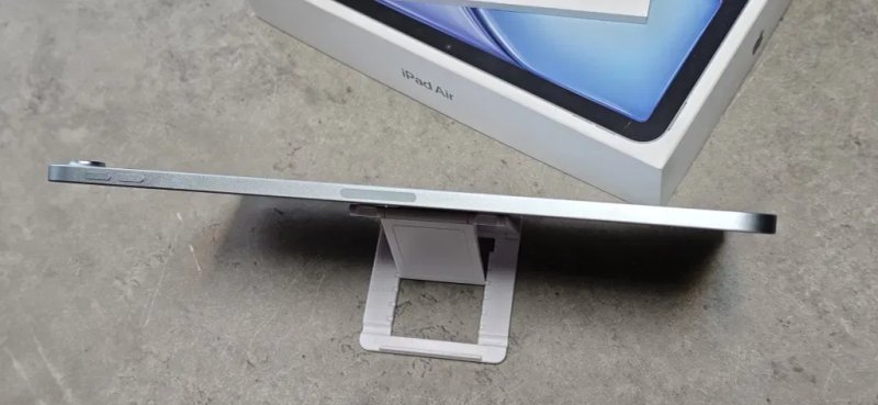 iPad Air 11 дюймів M3 на 128 ГБ, версія Wi-Fi, колір Blue / ЧИТАЙ ОПИС — фото 4