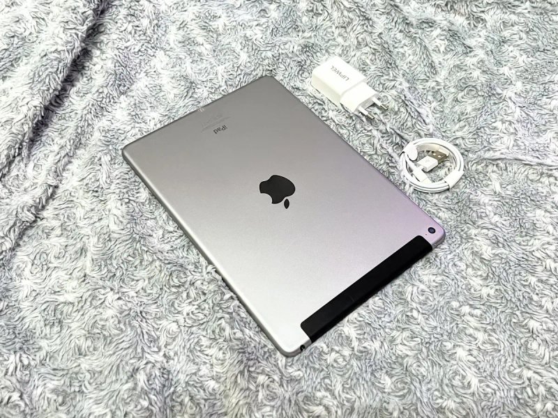 IPad Air 2 (128 gb) LTE, хорошее состояние + стекло! А1567 — фото 4