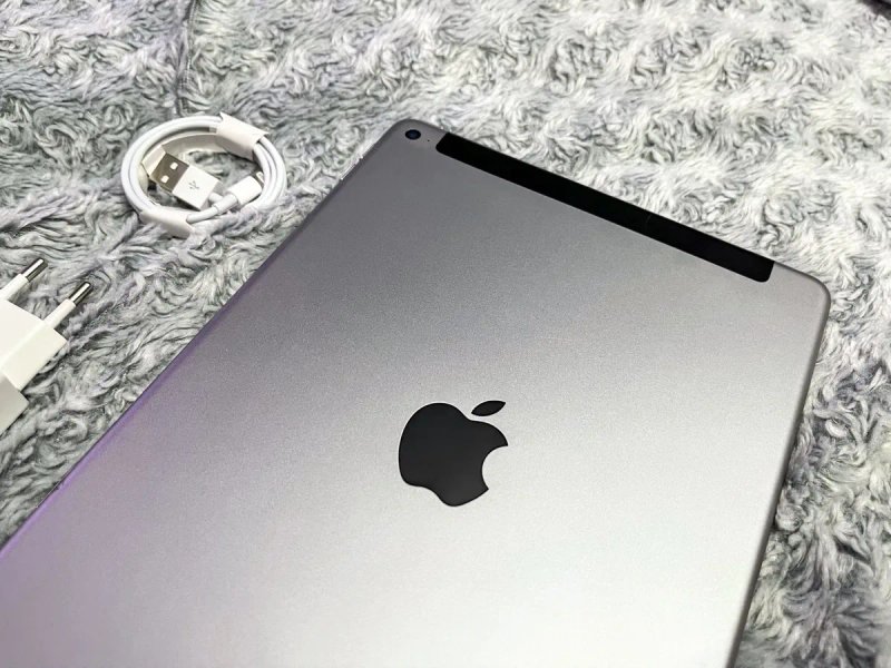 IPad Air 2 (128 gb) LTE, хорошее состояние + стекло! А1567 — фото 6