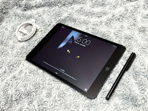 IPad Mini 1 (16 gb) wi-fi + отличное состояние! A1432