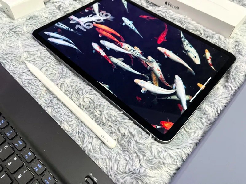 IPad Pro 11 (64 gb) LTE, хорошее состояние + стекло! А1934 — фото 3