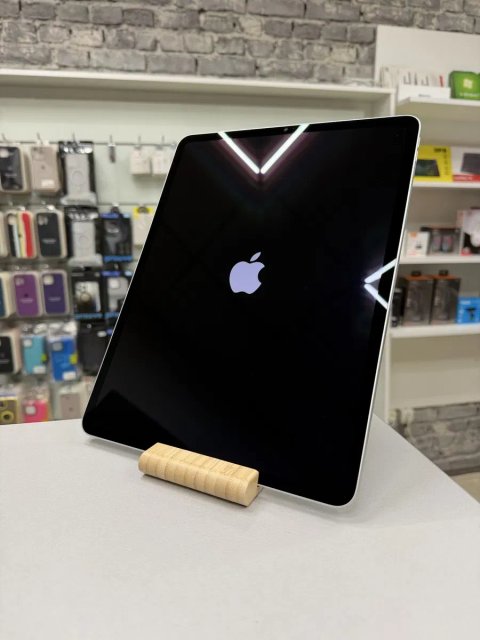 iPad Pro 12.9 M2 2022 128Gb Silver WiFi Супер стан, 300 цк. Рідний АКБ