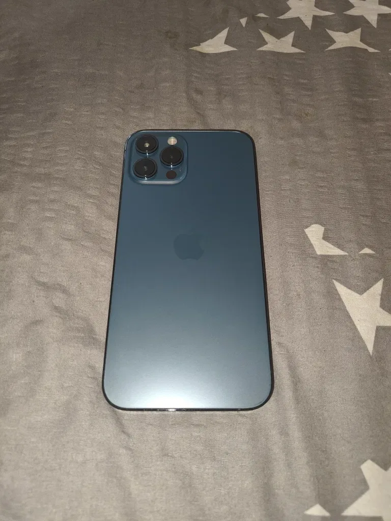 IPhone 12 Pro Max робочий 100 % , акб 80 % , 128 гб , по місту 11800 , весь в оригіналі ! — фото 2