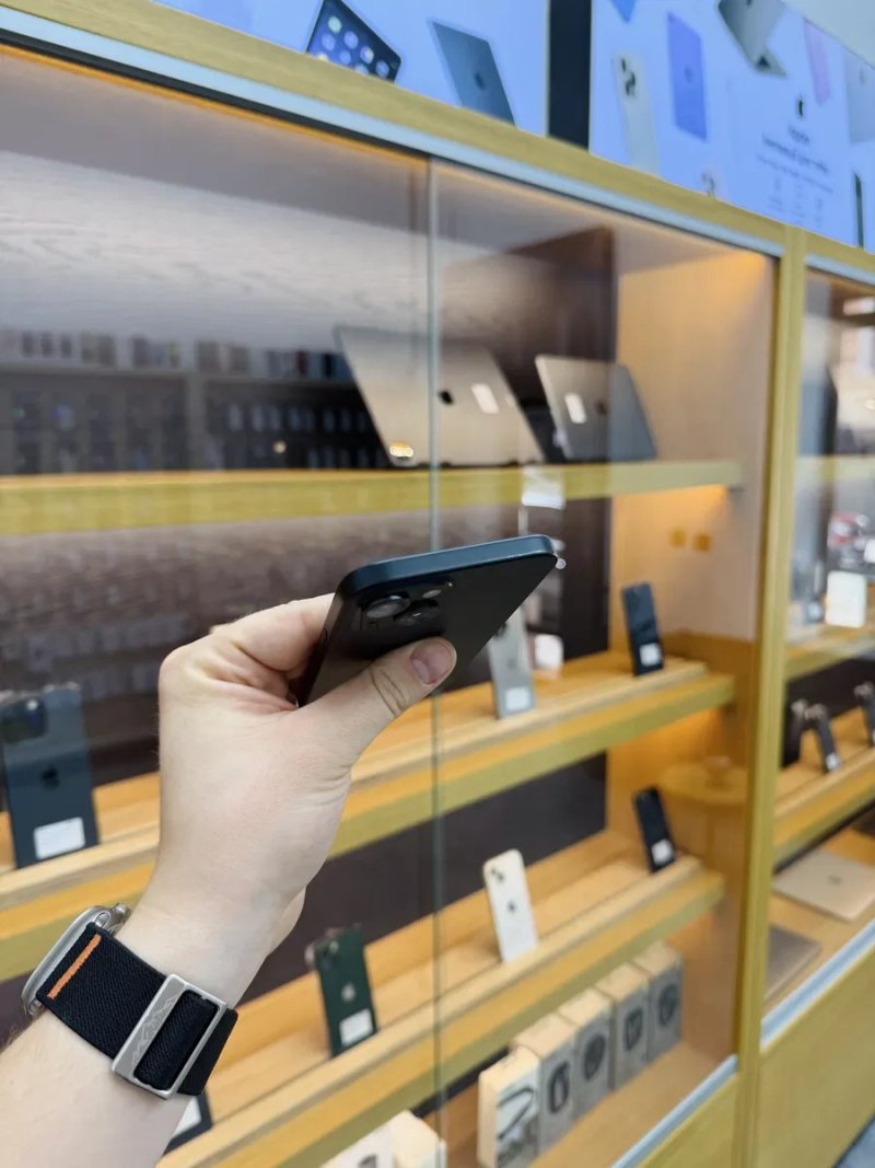 iPhone 15 128gb • Гарантія • Магазин • Айфон 15 128гб — фото 4