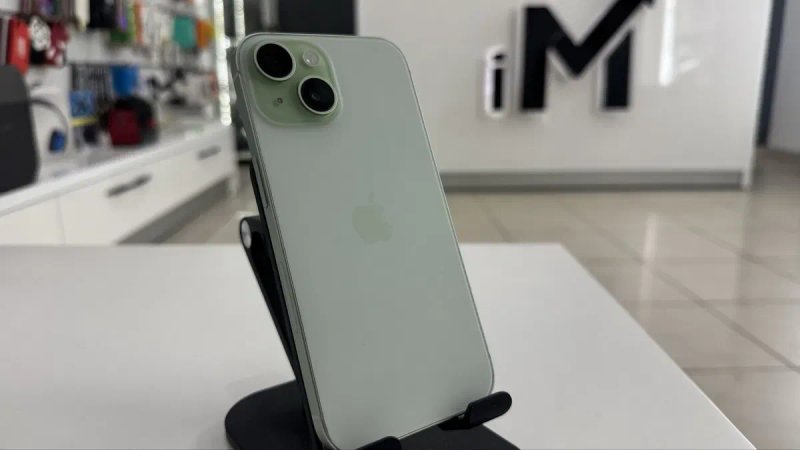 iPhone 15 128Gb Green Повноцінний Без блокувань E-Sim USA Америка 550$ — фото 4
