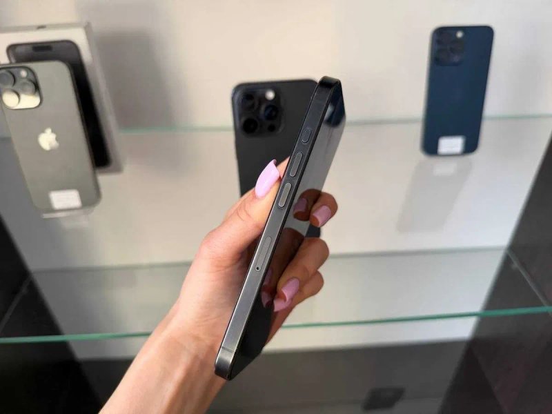 iPhone 15 Pro 128 Gb Neverlock (фіз карта) / Магазин + Гарантія — фото 3