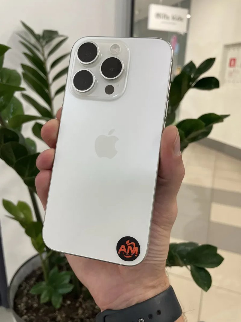 iPhone 15 Pro 128gb Black White Titanium eSiM Neverlock — фото 3