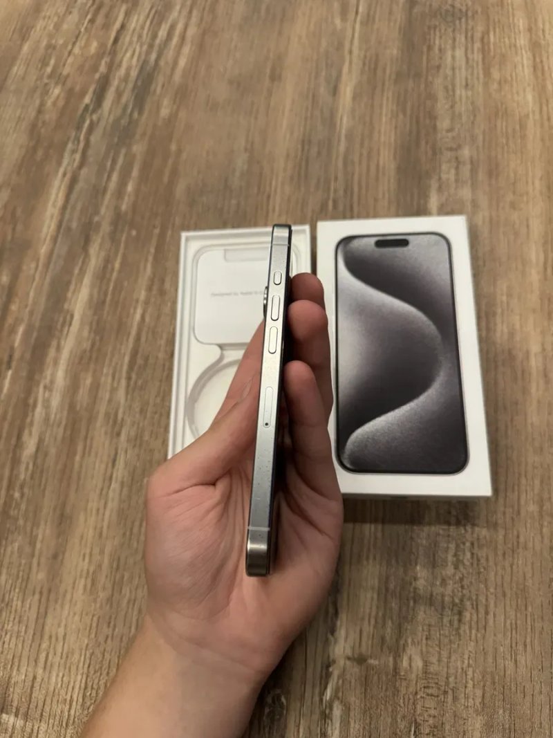 Iphone 15 Pro 256gb White Titanium айфон 15 про 256 білий Титановий — фото 2