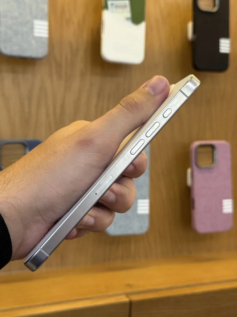 iPhone 15 Pro Max 1T White 10/10 ідеал фізична сім Гарантія Рівне Центр — фото 4