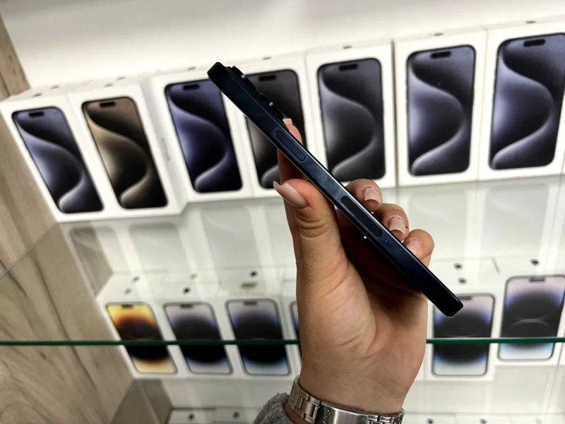 iPhone 15 Pro Max 256  GB Neverlock | Магазин | Гарантія — фото 3