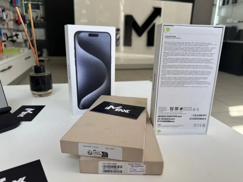 iPhone 15 Pro Max 256Gb Blue, Black Titanium НОВі 1 Рік гарантії 930€ — фото 4