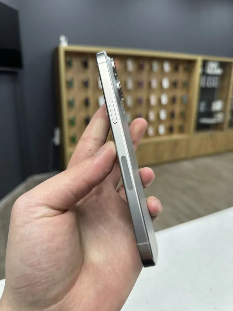 iPhone 15 Pro Max 256gb Natural Titanium Neverlock з Гарантією! — фото 2