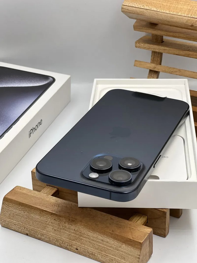 iPhone 15 Pro max 256Gb neverlock natural, black, white, blue — фото 4