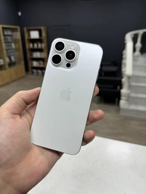 iPhone 15 Pro Max 256gb White Titanium Neverlock з Гарантією!